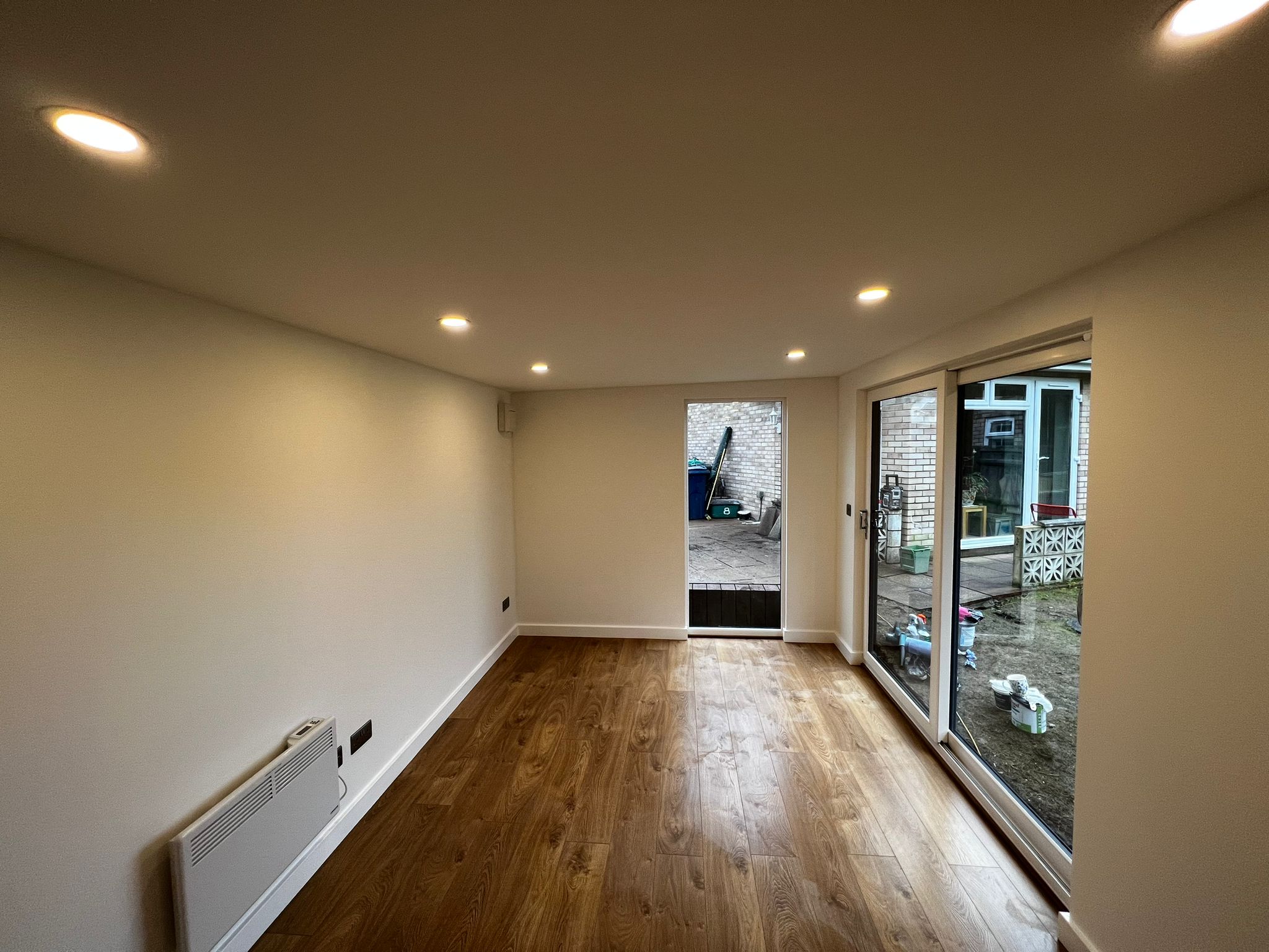 Garden room installation 7 by Scotland Garden Pods